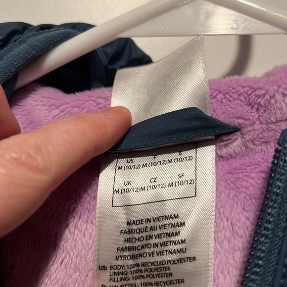 Girls size medium 10/12 Adidas puffer coat - Picture 2 of 3